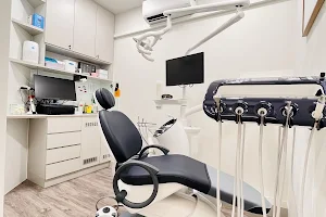Ez Dental Care Singapore (Bedok North) image