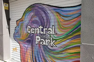 Central Vereda Park image