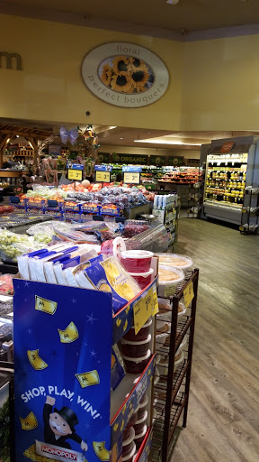 Grocery Store «Safeway», reviews and photos, 2090 Harbison Dr, Vacaville, CA 95687, USA