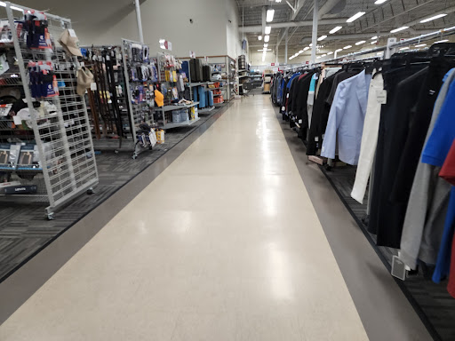 Shopping Mall «Nashua Mall», reviews and photos, 42 Gusabel Ave, Nashua, NH 03063, USA