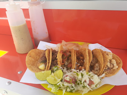 Tacos de Arrachera Los Valdes - Av Lázaro Cárdenas, Loma Larga, 66266 San Pedro Garza García, N.L., Mexico