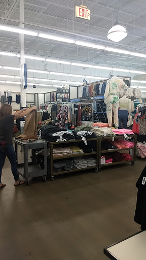 Clothing Store «Old Navy», reviews and photos, 855 Dawsonville Hwy, Gainesville, GA 30501, USA