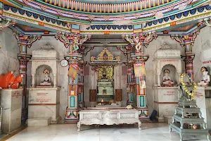 Mandavgarh Suparshvnath Swetamber Jain Mandir image