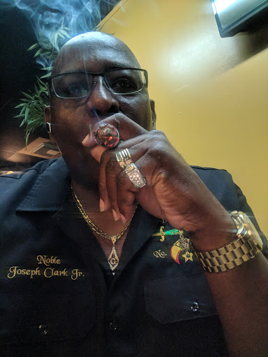 Tobacco Shop «Oro Cubano», reviews and photos, 744 N Delsea Dr, Vineland, NJ 08360, USA