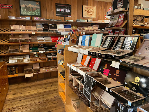 Cigar Shop «La Casa Del Tabaco Cigar Lounge», reviews and photos, 3330 Piedmont Rd NE #20, Atlanta, GA 30305, USA