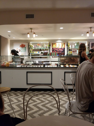 Dessert Shop «Sucré», reviews and photos, 3025 Magazine St, New Orleans, LA 70115, USA