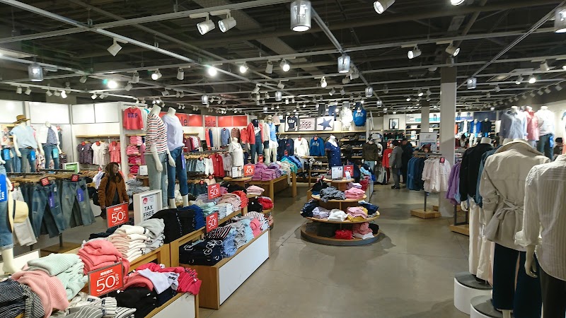 Gap Outlet 千歳アウトレットモール･レラ店