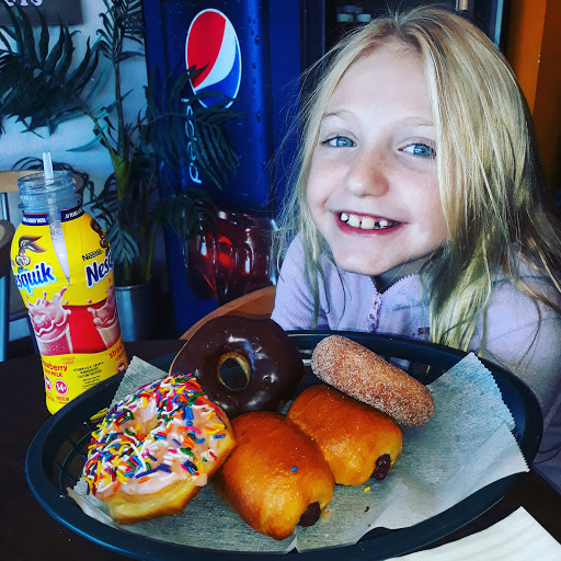 Donut Shop «Forest Donuts», reviews and photos, 7726 Forest Ln, Dallas, TX 75230, USA