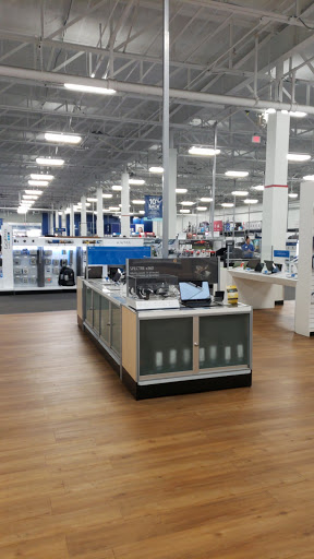 Electronics Store «Best Buy», reviews and photos, 2833 W Ridge Rd, Rochester, NY 14626, USA