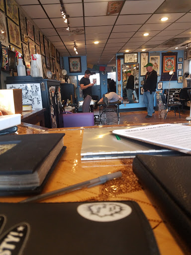 Tattoo Shop «Heart Of Gold Tattoo», reviews and photos, 853 E 400 S, Salt Lake City, UT 84102, USA