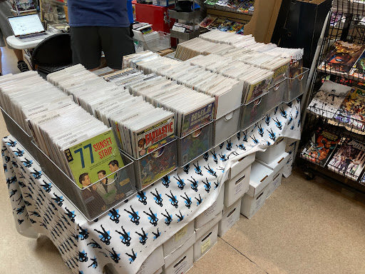 Comic Book Store «Earth 2 Comics», reviews and photos, 15017 Ventura Blvd, Sherman Oaks, CA 91403, USA