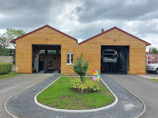 Photo 1 - Garage BERSEE AUTO
