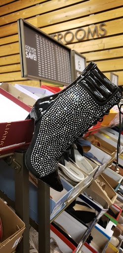 Shoe Store «DSW Designer Shoe Warehouse», reviews and photos, 8348 Agora Pkwy, Schertz, TX 78154, USA