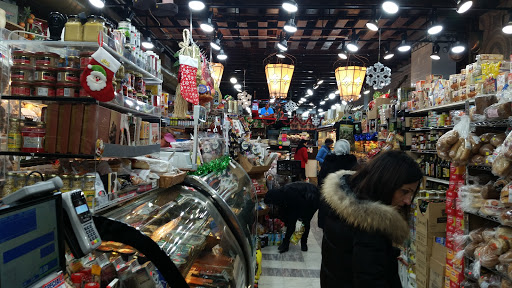 Grocery Store «Papa Carlo Fresh Market», reviews and photos, 1081 Brighton Beach Ave, Brooklyn, NY 11235, USA