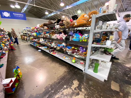 Thrift Store «Goodwill Store and Donation Center», reviews and photos, 3401 Fredericksburg Rd, San Antonio, TX 78201, USA