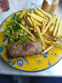 Plats et boissons du Restaurant Au Bord de l'Eau à Coucouron - n°1