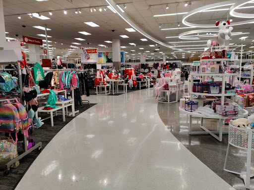 Department Store «Target», reviews and photos, 900 Metropolitan Ave #2, Charlotte, NC 28204, USA