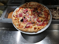 Pizza du Restaurant Salle des Gardes à Annecy - n°4