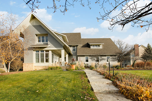 2010 E Hennepin Ave, Minneapolis, MN 55413, USA