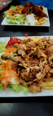 Gyros du Restaurant de hamburgers Oceane Kebab à Calais - n°3