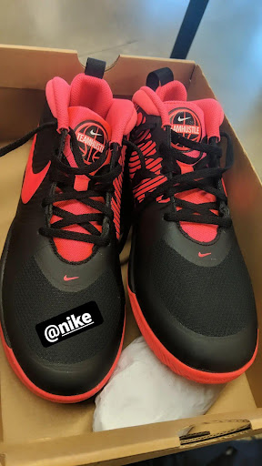 Sporting Goods Store «Nike Factory Store», reviews and photos, 1500 SE East Devils Lake Rd #105, Lincoln City, OR 97367, USA