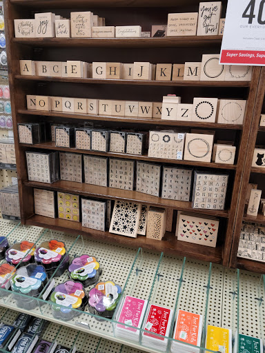 Craft Store «Hobby Lobby», reviews and photos, 290 Hawthorn Village Commons, Vernon Hills, IL 60061, USA
