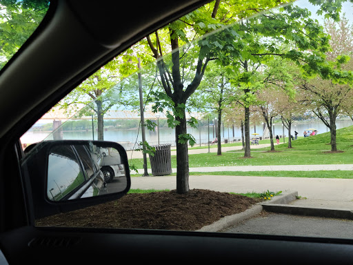 Park «Louisville Waterfront Park (Great Lawn, Harbor Lawn, Festival Plaza)», reviews and photos, 231 Witherspoon St, Louisville, KY 40202, USA
