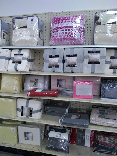 Thrift Store «Ohio Thrift Store», reviews and photos, 5738 Columbus Square, Columbus, OH 43231, USA