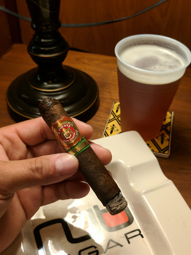 Cigar Shop «Executive Cigar Shop & Lounge», reviews and photos, 837 E New Haven Ave, Melbourne, FL 32901, USA