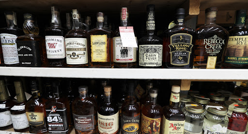 Liquor Store «Peachtree Package Store», reviews and photos, 300 Peachtree St NE # Cs1, Atlanta, GA 30308, USA