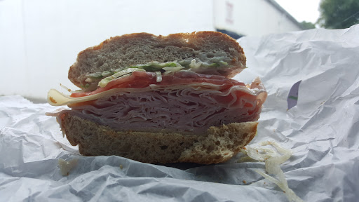 Grocery Store «Food Basket», reviews and photos, 68 Bayville Ave, Bayville, NY 11709, USA