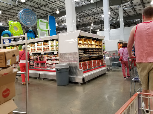 Warehouse store «Costco Wholesale», reviews and photos, 2219 S 37th St, Tacoma, WA 98409, USA