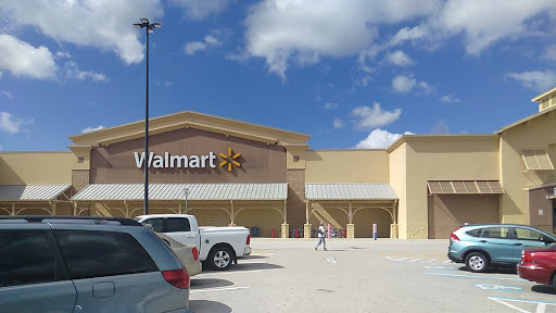 Department Store «Walmart Supercenter», reviews and photos, 7450 Cypress Gardens Blvd, Winter Haven, FL 33884, USA