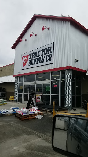 Home Improvement Store «Tractor Supply Co.», reviews and photos, 88 Center Rd, Morrisville, VT 05661, USA