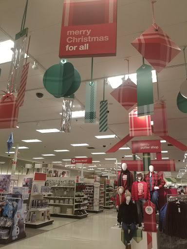 Shopping Mall «Vacaville Commons Shopping Center», reviews and photos, 2098 Harbison Dr, Vacaville, CA 95687, USA