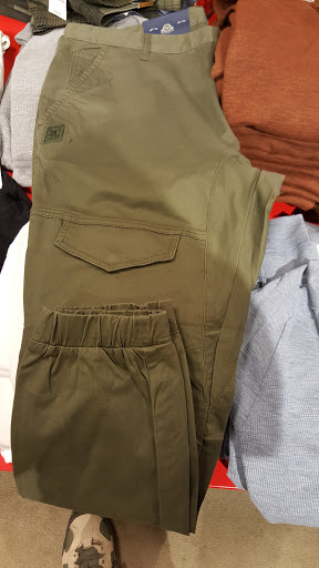 Stores to buy men's chino pants Minneapolis