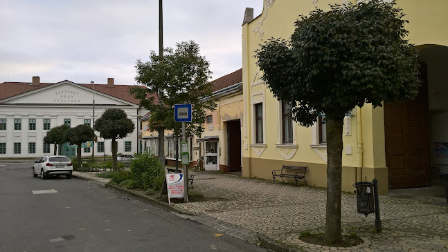 Paks, Szent István tér 10, 7030 Magyarország