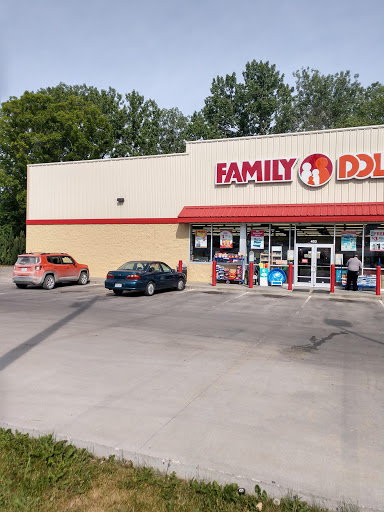 FAMILY DOLLAR, 430 N Park St, Carrollton, GA 30117, USA, 