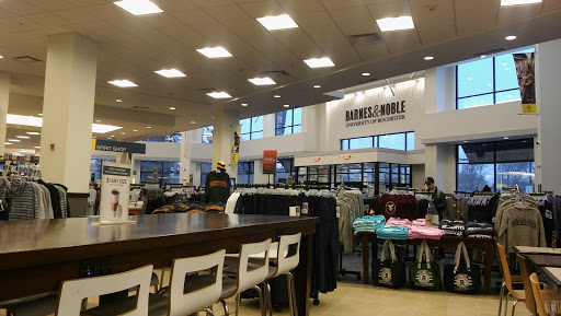 Book Store «Barnes & Noble University of Rochester», reviews and photos, 1305 Mt Hope Ave, Rochester, NY 14620, USA