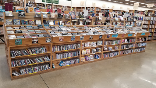 Book Store «Half Price Books», reviews and photos, 1075 E Golf Rd, Schaumburg, IL 60173, USA