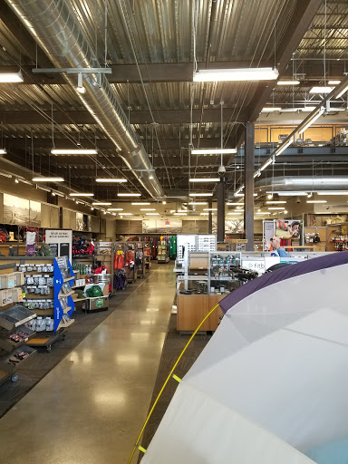 Camping Store «REI», reviews and photos, 2700 Seaglass Way, Oxnard, CA 93036, USA