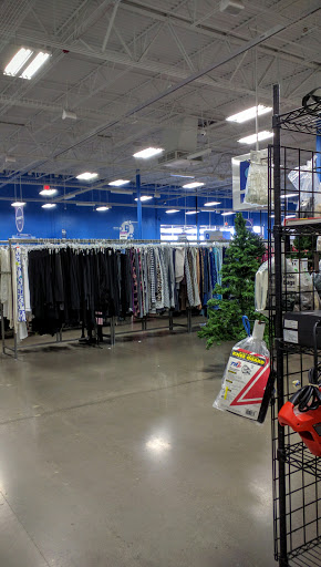 Thrift Store «Pebble Creek Goodwill Retail Store & Donation Center», reviews and photos, 15433 W McDowell Rd, Goodyear, AZ 85395, USA