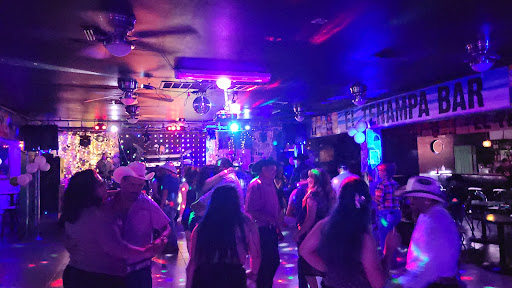 Night Club «El Tenampa Bar Nightclub», reviews and photos, 1707 W Broadway Rd, Phoenix, AZ 85041, USA