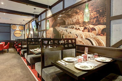 La Taverne - Table de caractère - Saint-Nazaire à Saint-Nazaire