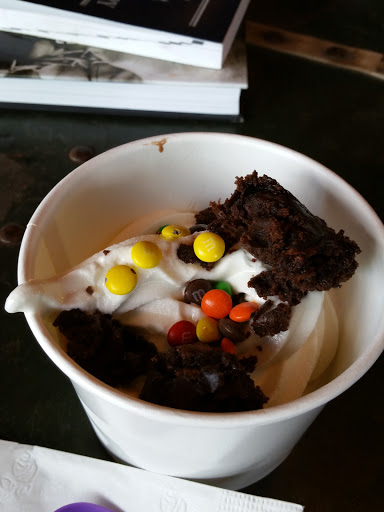 Coffee Shop «Old School Coffee Co.& Frozen Yogurt», reviews and photos, 308 S Locust St, Sweet Springs, MO 65351, USA