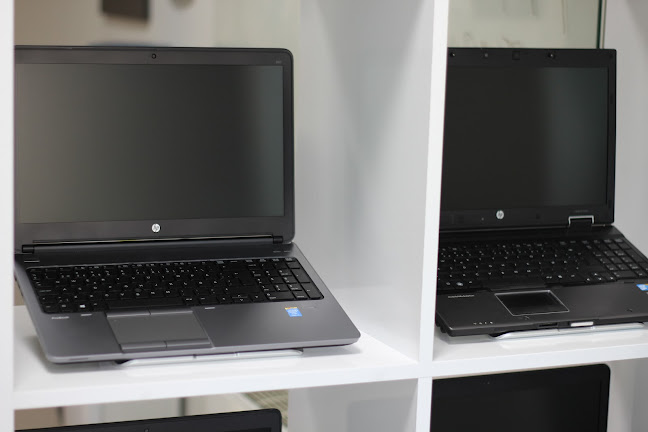 Лаптопи втора употреба маркови с гаранция Kozelat | Компютърна техника - Магазин за компютри