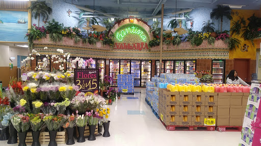 Supermarket «Vallarta Supermarkets», reviews and photos, 1111 N Cherry St, Tulare, CA 93274, USA