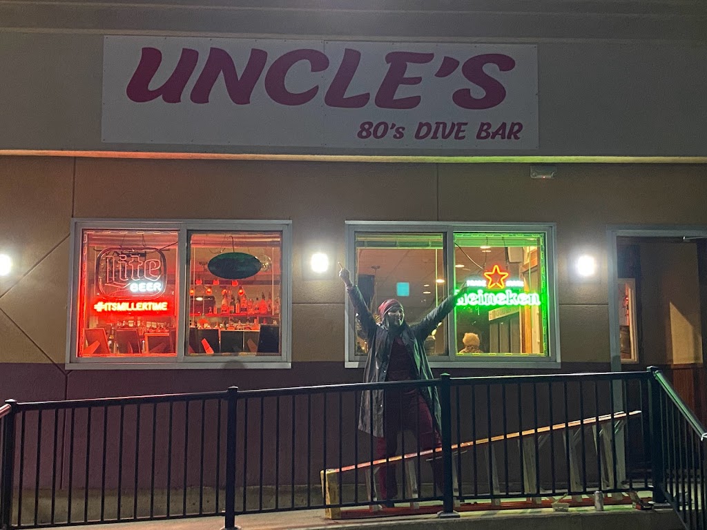 Uncle's 80's dive bar 18202