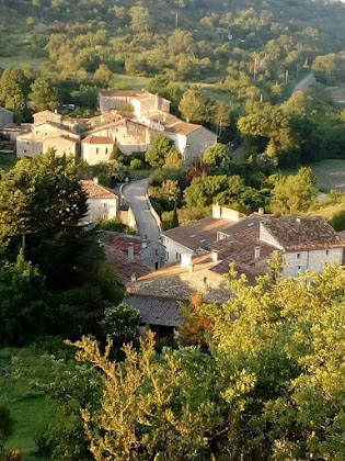 Photo Lodge Gîte Le Péquélet 07700 Gras