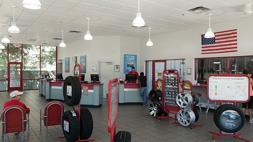 Tire Shop «Discount Tire Store - Keller, TX», reviews and photos, 1701 S Main St, Keller, TX 76248, USA